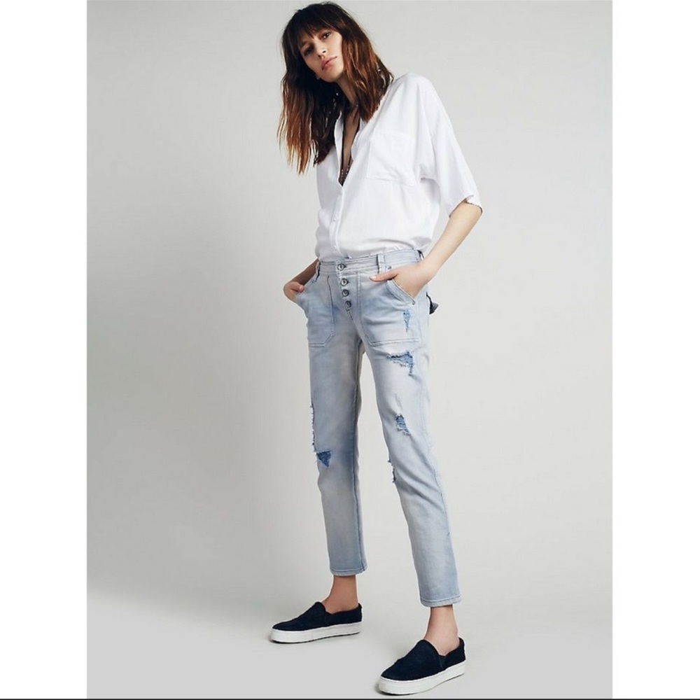 Free People Mountaineer Relaxed Jean Button Fly Size 4